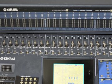 Yamaha DM2000 Digital Mixer