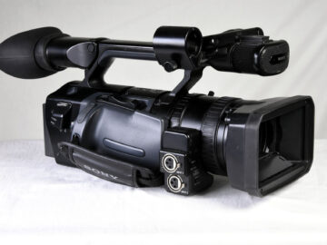 Sony HVR-Z1E HD Camera with acessories