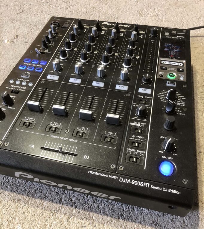 Pioneer DJ DJM-900SRT – Gearwise – AV & Stage Equipment