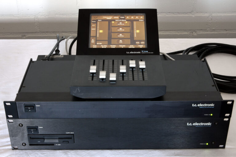 TC Electronic System M6000 with ICON Remote