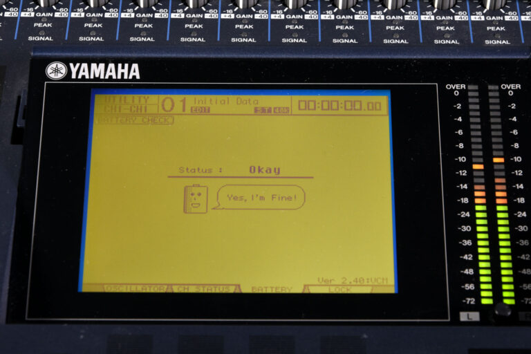 Yamaha DM1000VCM with meter bridge