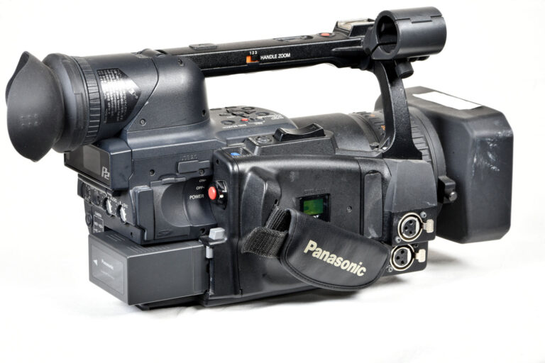 Panasonic AG-HVX201AE P2 HD Camcorder