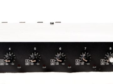Yamaha MLA7 8ch mic/line amplifier
