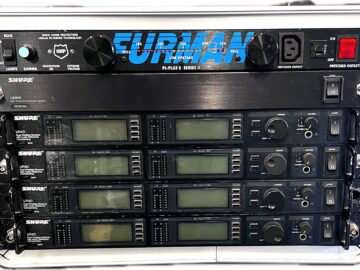 Shure UHF-R Q5 Package