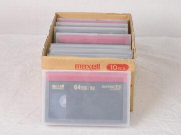 Maxell DVCPRO HD 64 Video Cassette