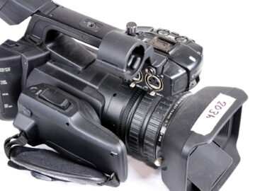 Canon XF205 Camera Kit