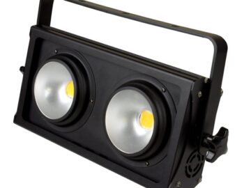 Briteq COB LED Blinder 6 pcs in Amptown Case