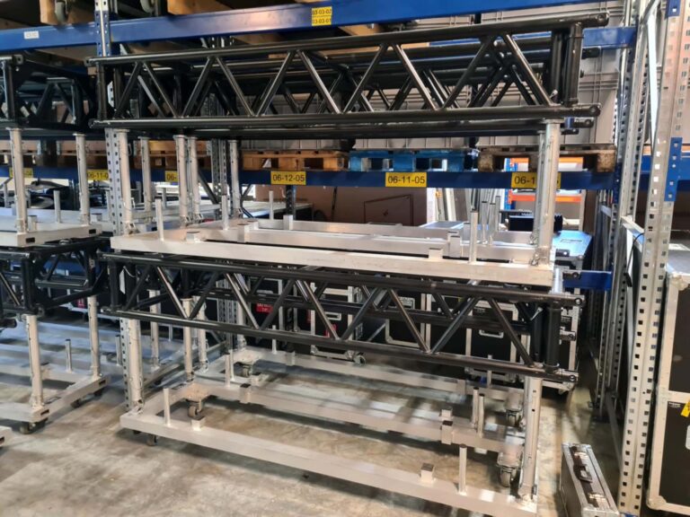 HOF 350MLT2 black prerigg truss 2,4m w/dolly - Image 4