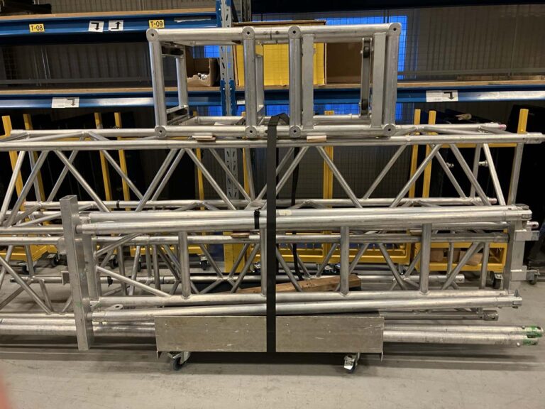 Prolyte ST LED Wall Stand - Image 17