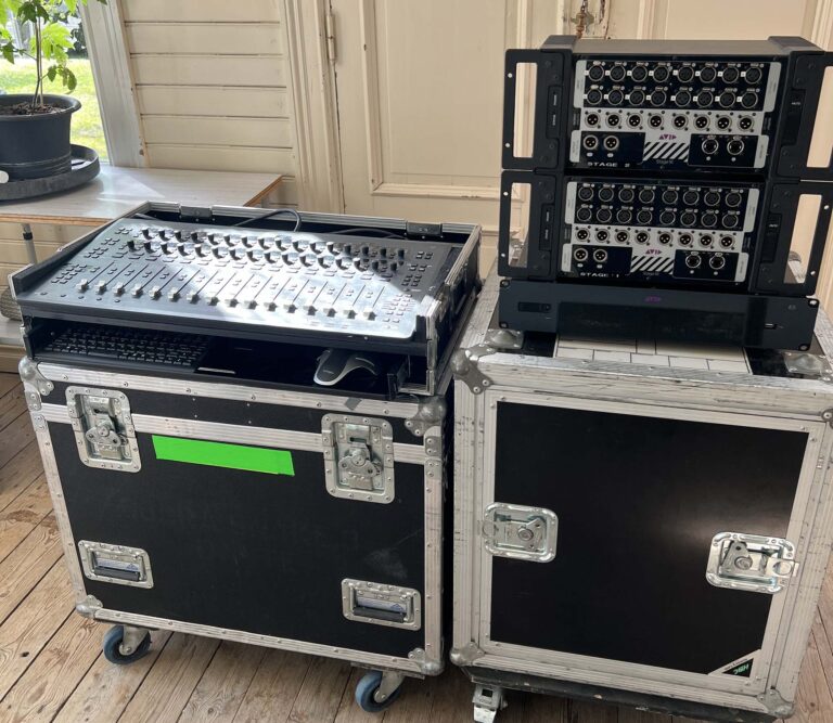 Avid S3L-X