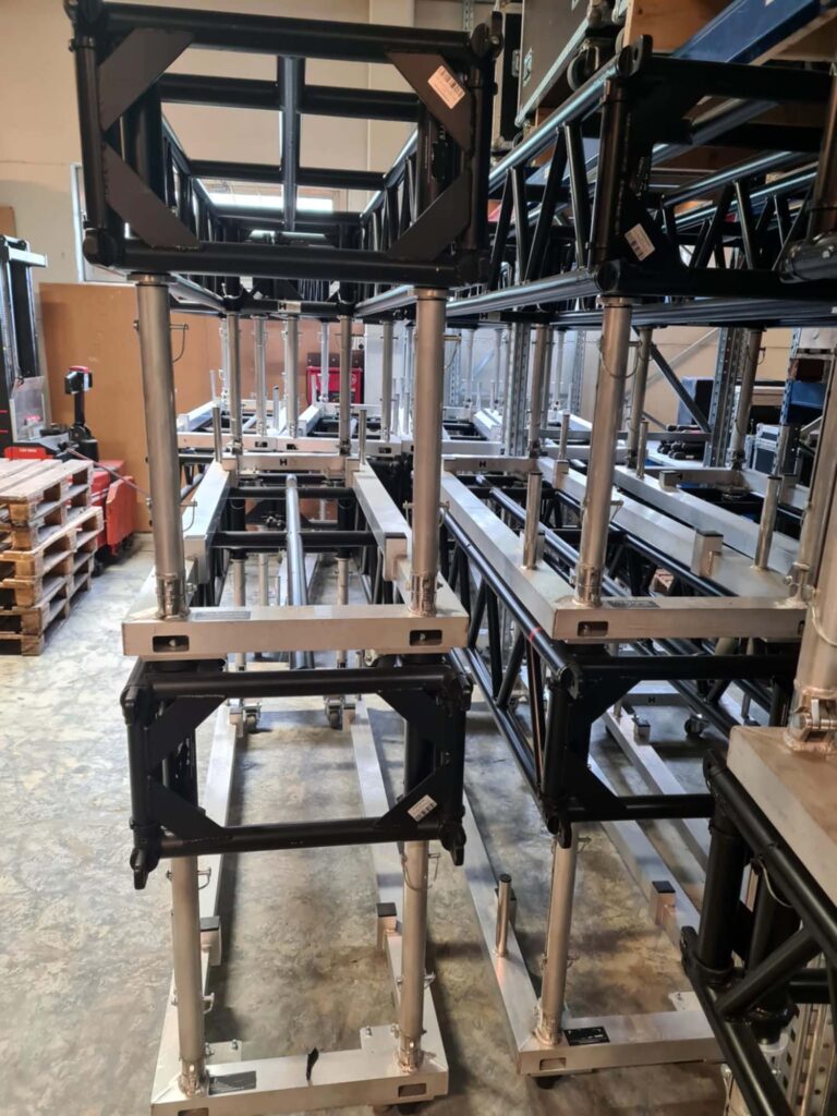 HOF 350MLT2 black prerigg truss 2,4m w/dolly - Image 2