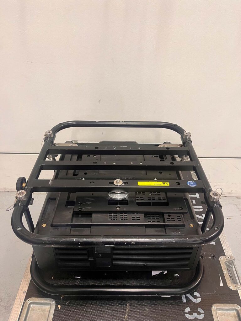 Panasonic PT-DZ13KEJ - Image 4
