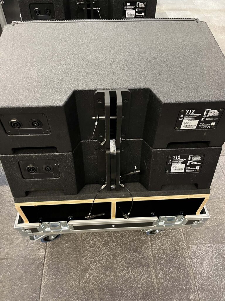 d&b Y8 Y12 package - Image 17